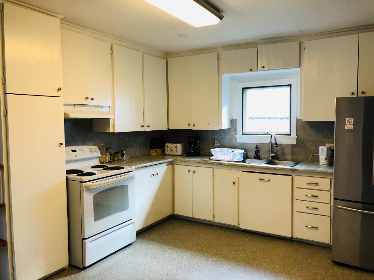 Downtown Whitehorse 2 Bedroom House Eksteriør bilde